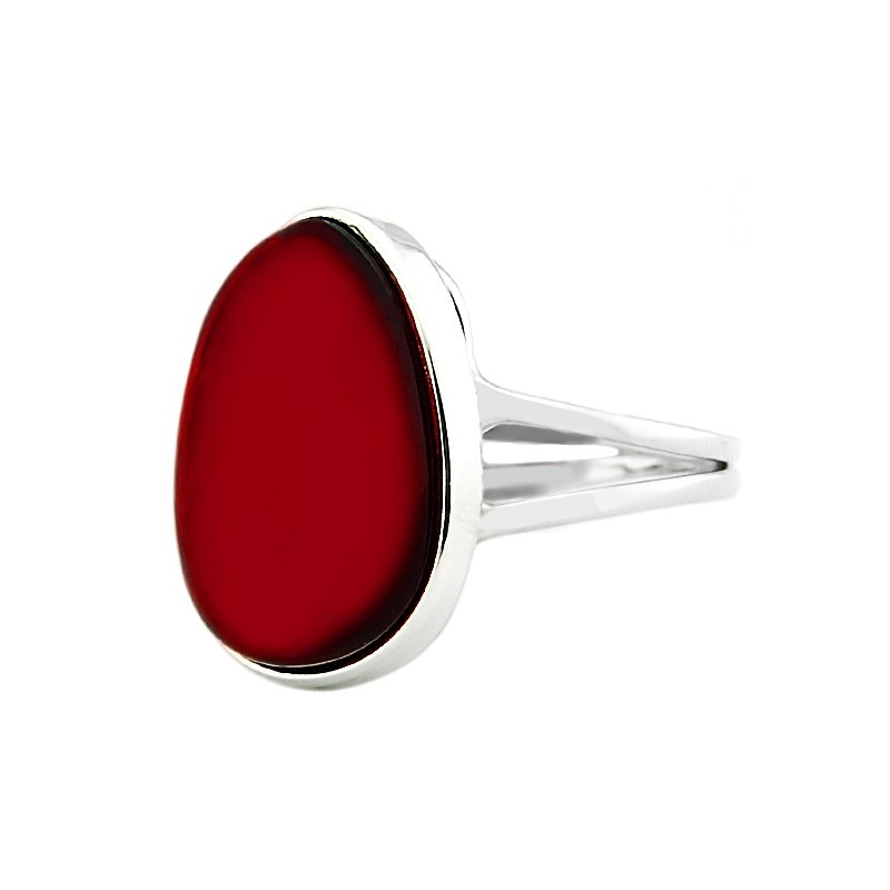 Unikatowy pierścionek ze srebra 925 z pięknym bursztynem w wiśniowym kolorze.