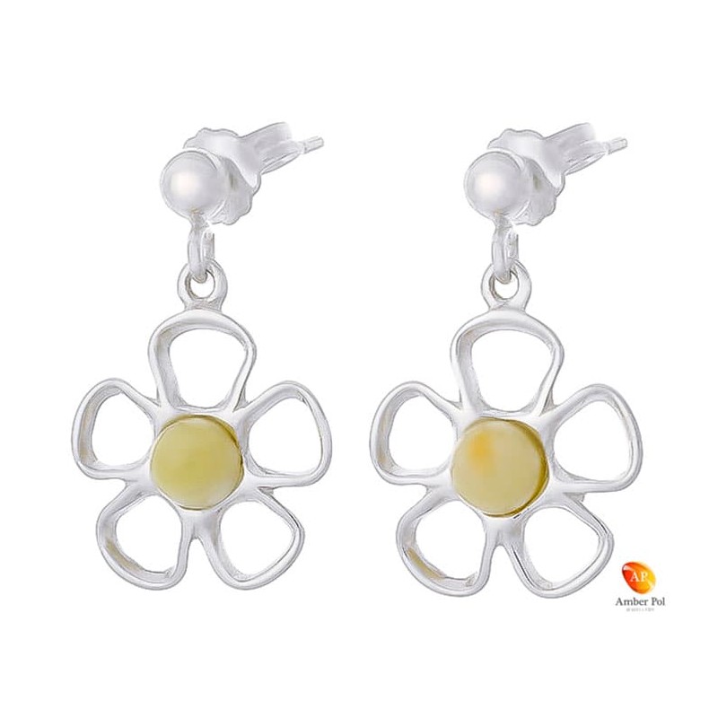 Kolczyki wiszące o kształcie kwiatka z płatkami ze srebra 925 z zawieszką na sztyft z kulką i bursztynem  w kolorze białym.