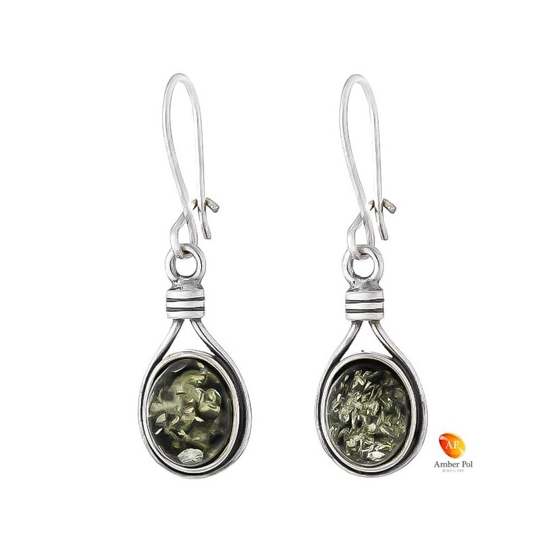 Kolczyki wiszące ze srebra 925 na zawieszce typu bigiel zapinany z owalnym  bursztynem w kolorze zielonym.