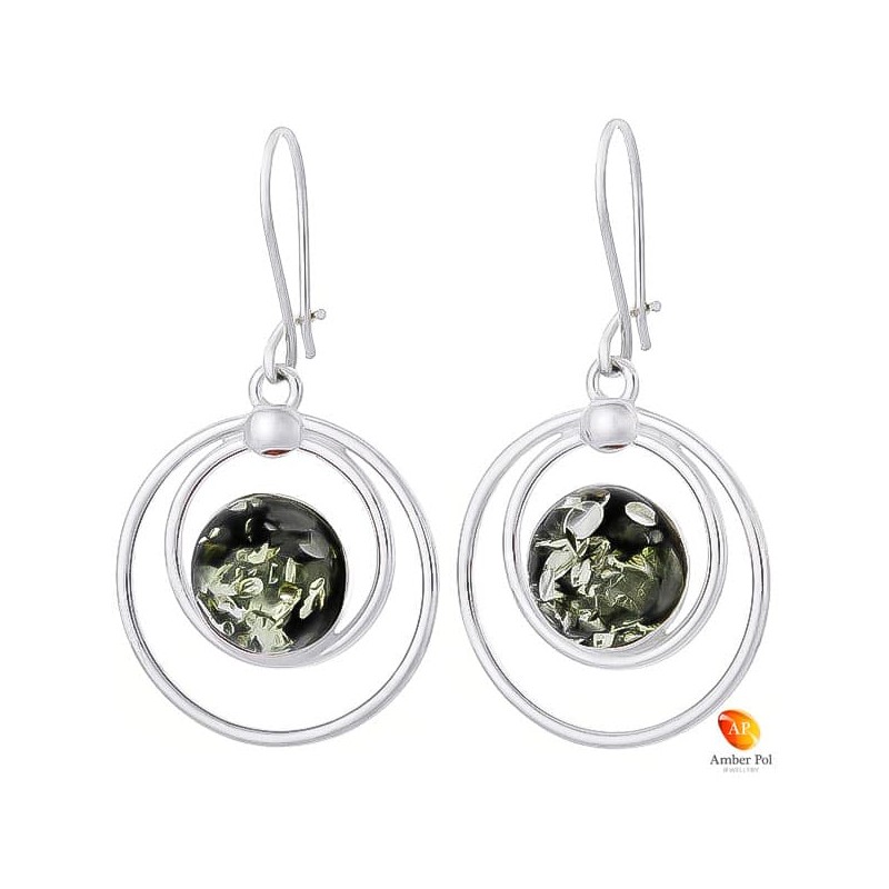 Piękne wiszące kolczyki ze srebra próby 925 na zawieszce bigiel zapinany i okrągłym zielonym bursztynem.