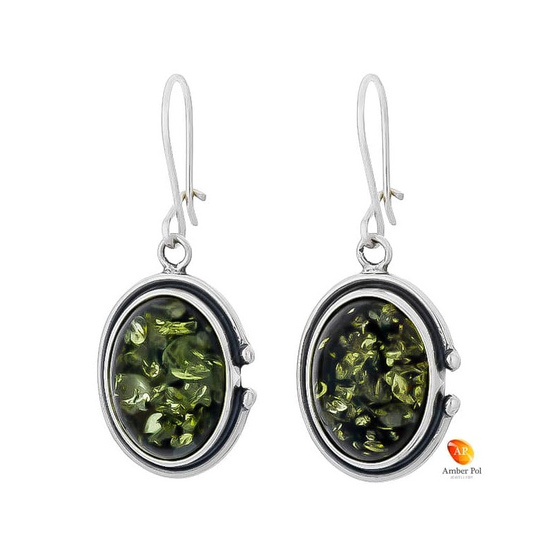 Piękne wiszące kolczyki ze srebra próby 925 na zawieszce typu bigiel zapinany i owalnym  zielonym bursztynem.