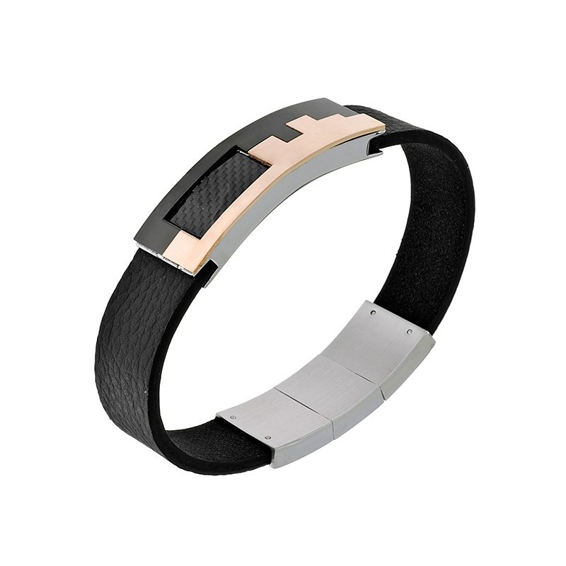 Bransoletka męską z satynowym prostokątnym zdobieniem w kolorze srebrno-miedzianym na czarnym pasku ze skóry ekologicznej.